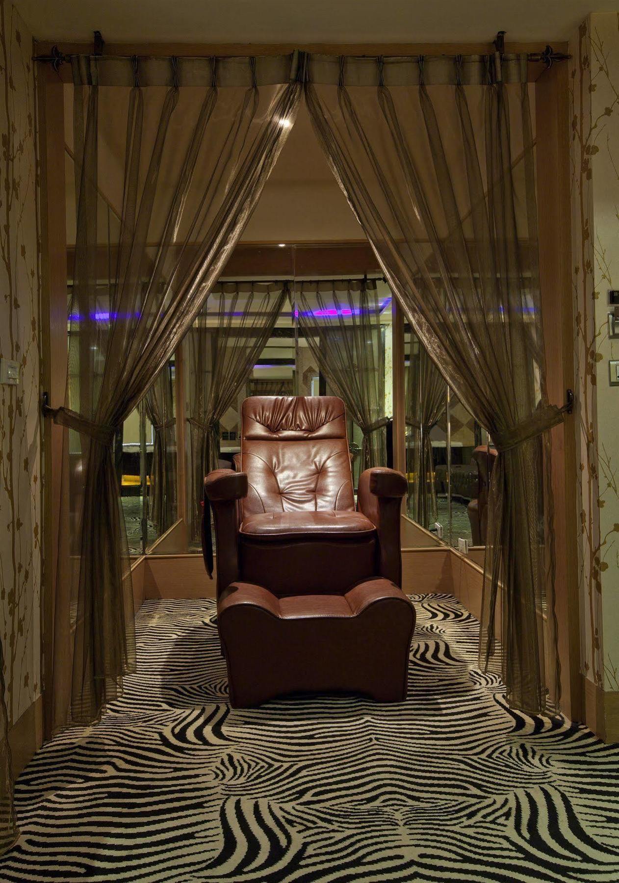 Alper Motel Taipei Extérieur photo