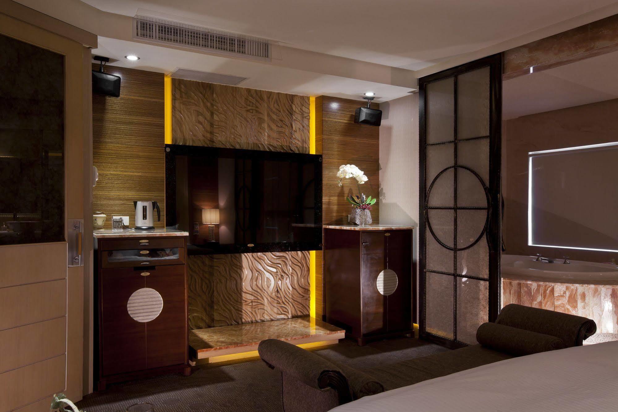 Alper Motel Taipei Extérieur photo